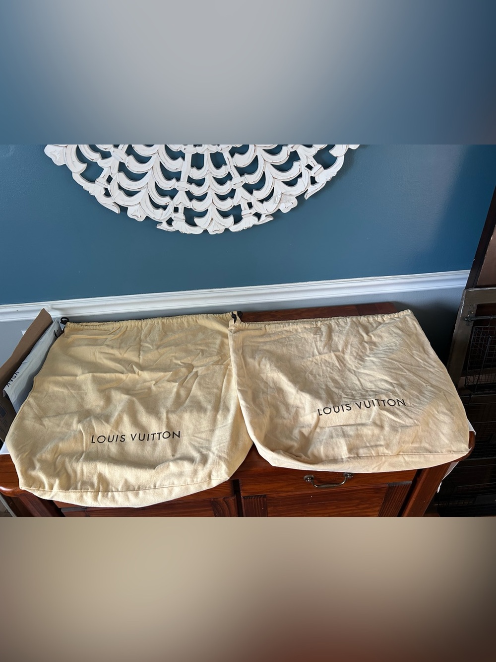 2 XL Louis Vuitton cream cotton dust bag with a drawstring closure